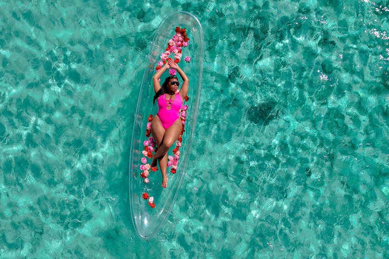 Aruba Clear Kayak Glam Session Photoshoot