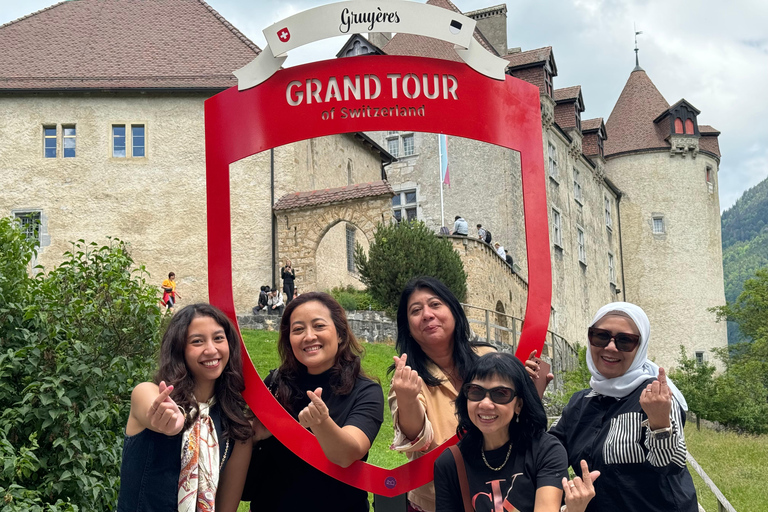 Bern: Gruyere Region Tour with Fondue, Chocolate & Spa