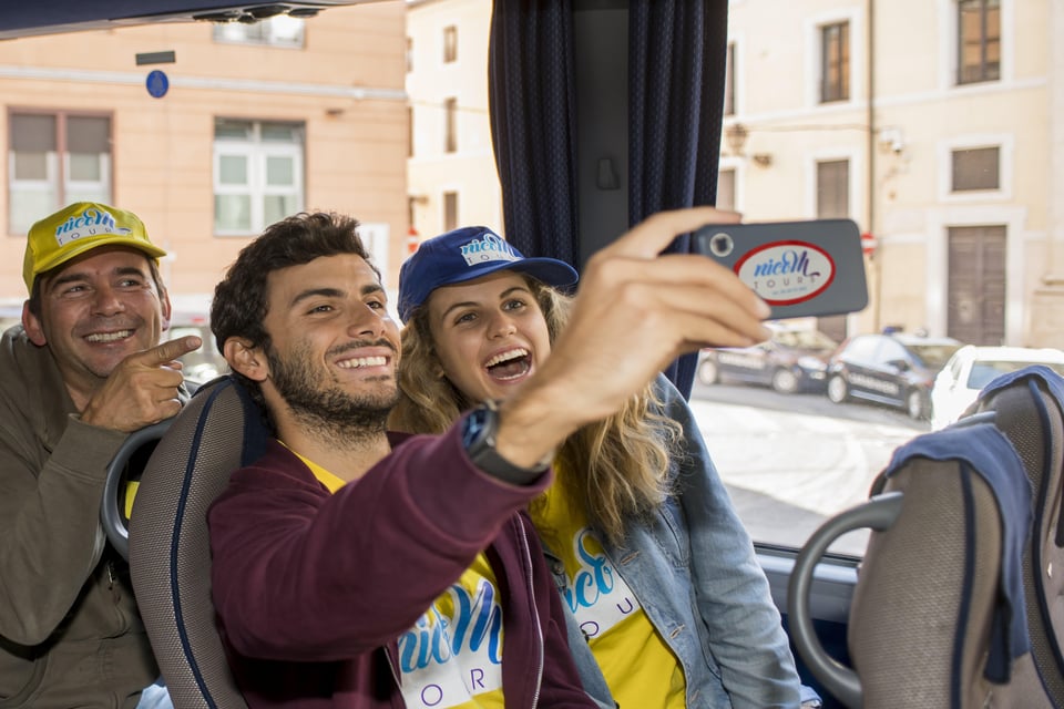 Von Rom aus: Tivoli-Transfer mit Hin- und Rückfahrt und Tickets Von Rom aus: ...