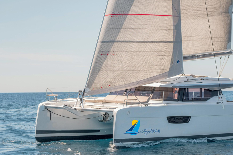 Sète catamaran rental
