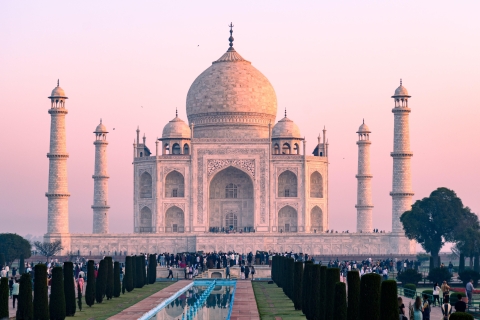 Agra : Visite guidée du Taj Mahal avec transfert en voitureAgra : Visite avec voiture avec chauffeur, guide et entrée aux monuments