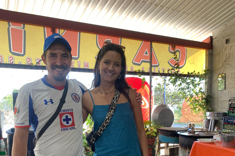 Depuis Mexico : sources chaudes et bains thermaux dans les grottes de TolantongoAu départ de Mexico : sources chaudes et bains thermaux dans les grottes de Tolantongo