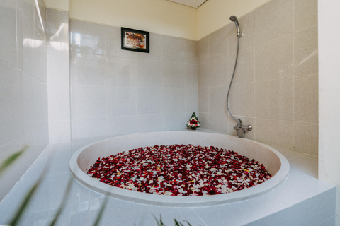 Bali: Spa Luxury Massage Scrub Relaxing Flowerbath 2 Hour 1 Hour Balinese Massage