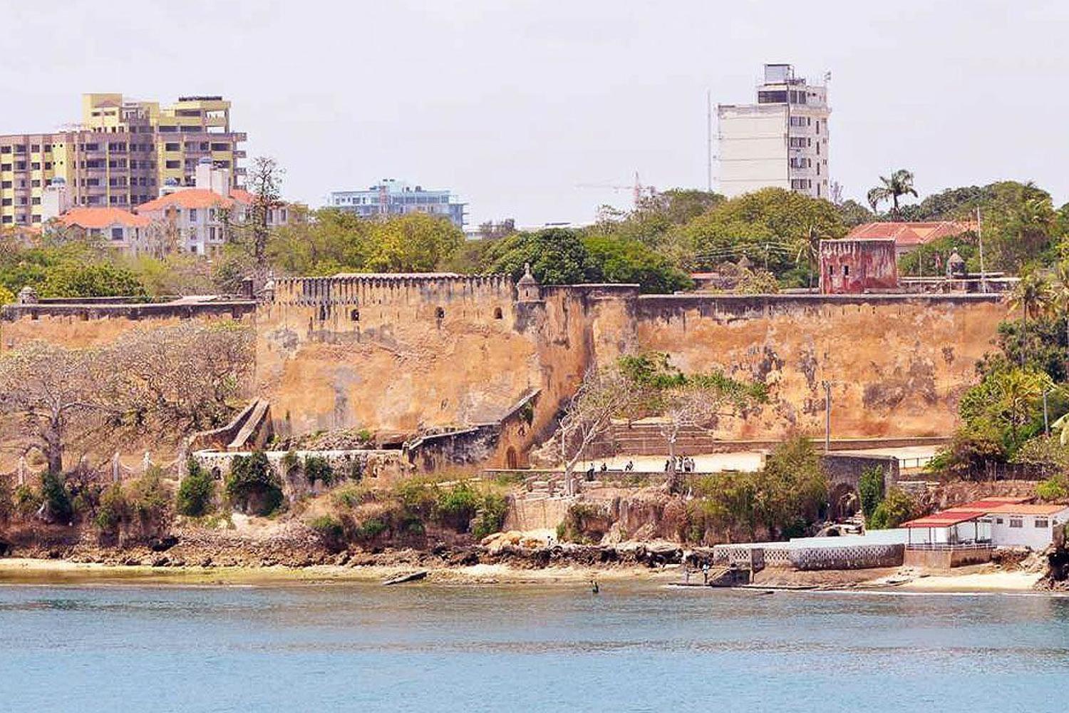 Mombasa: Discovery Day Tour und Haller Park