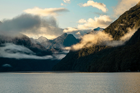 Milford Sound Scenic Tour – Small Group from Queenstown