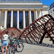 Nantes : 2h30 Electric Bike Tour with a Local Guide