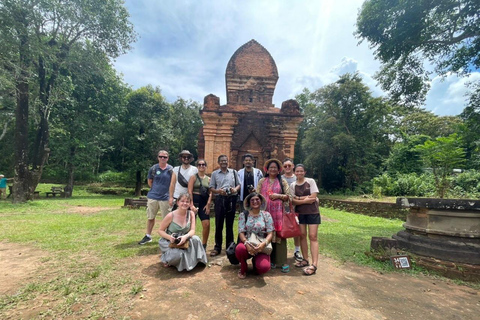 Excursion d'une journée aux Monts de Marbre, au Lady Buddha et au Sanctuaire de My SonDépart de Hoi An