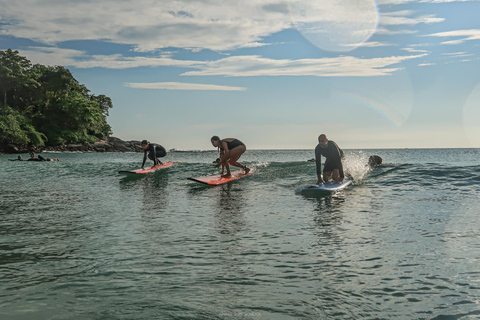 Phuket: Surf Lesson for Beginner in Kata Beach