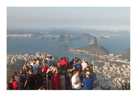 Rio de Janeiro: Sugarloaf Mountain and Urca hills Tour