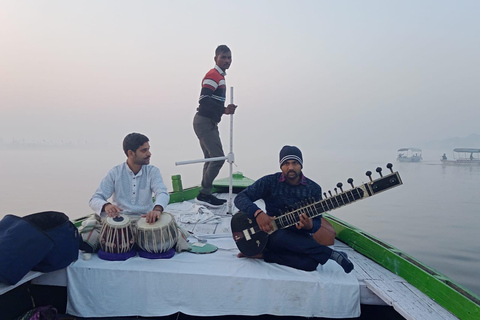 Varanasi: Dagvullende tour onder leiding van een privégids voor een culturele onderdompeling