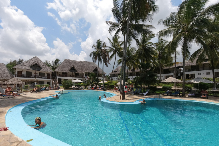 Zanzibar Resort all-inclusive dagupplevelseReef &amp; Beach Resort: Dagskort med all-inclusive och transfer