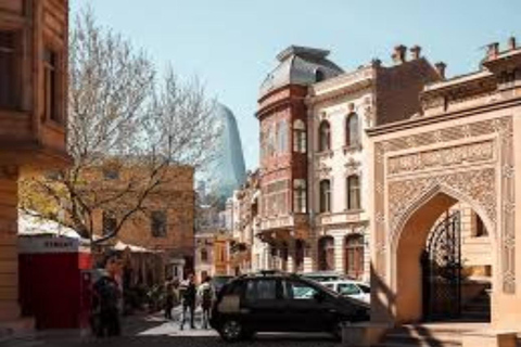 Baku: The Walking Tour & Hidden Nooks of Old City