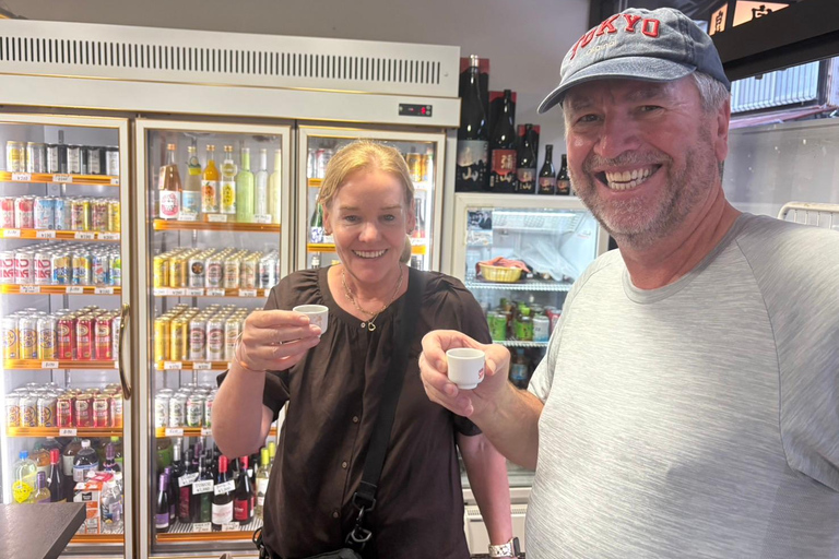 Hiroshima: tour de medio día a la isla de Miyajima con guía