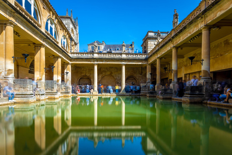 From London: Windsor Castle, Stonehenge, and Bath Day Trip Flexible Tour Option without Entries in English