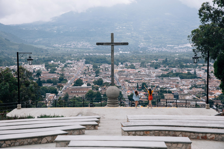 Excursão de meio dia a Antigua Guatemala com um guia especializado