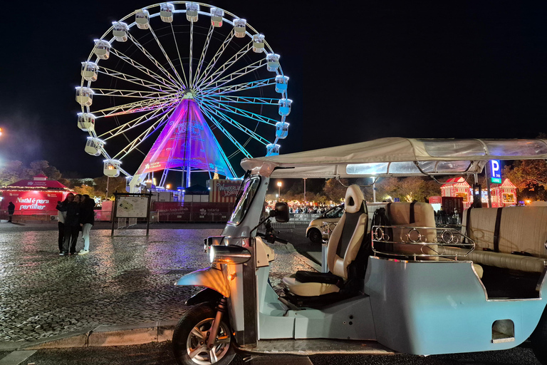 Lisbon: Christmas Lights Tuk-Tuk Tour with Local Guide