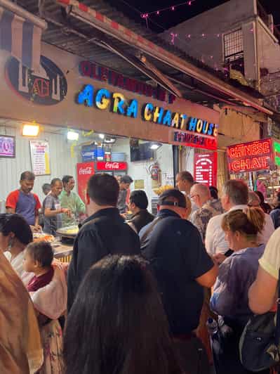Melhor excursão noturna de 3 horas com comida de rua e bazar local em Agra