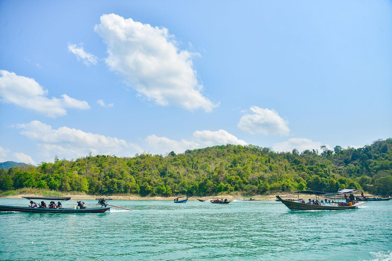 Vanuit Khao Lak: Eco Excursie bij Cheow Lan Meer met LunchVanuit Khao Lak: Eco Excursie bij Cheow Larn Meer met Lunch