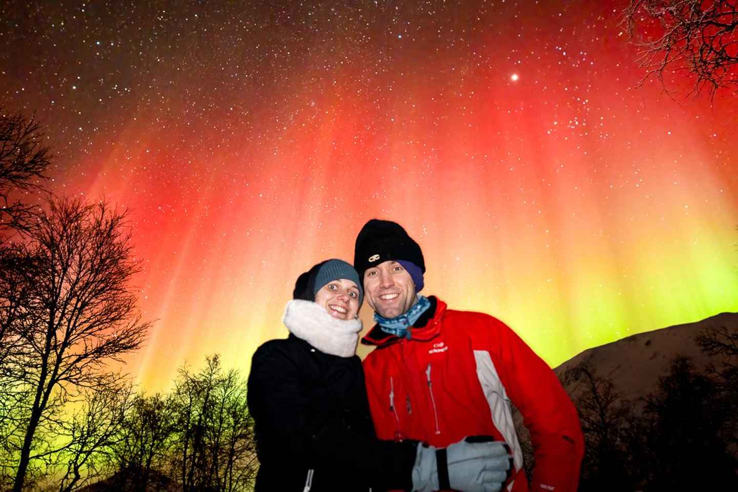 Tromsø: Northern Lights Tour with Local Guide and Photos