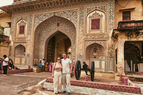 Jaipur: Full-Day Pink City Tour with Masala Tea Tour by Car and Driver with a Guide