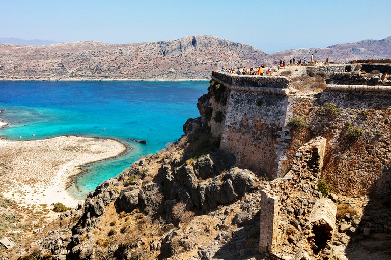 Depuis La Canée : journée à Balos et GramvousaPrise en charge à Kalyves et Almyrida