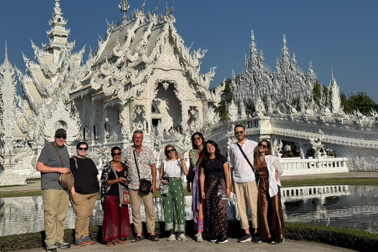 Chiang Rai:Guided Highlights Full-Day Tour-FREE LUNCH BUFFET Experience the Wonders of Chiang Rai with Free Thai Buffet