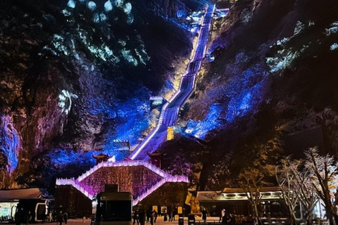 LOCATION: Tianmen Mountain National Forest Park Tour