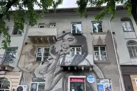 Bishkek Street Art og kirgisisk nomadehistorie (Walks & Talks)
