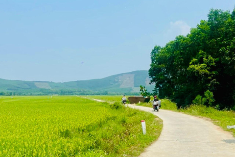 Hoi An till Marble-Monkey Mountain &amp; Hai Van Pass med motorcykel