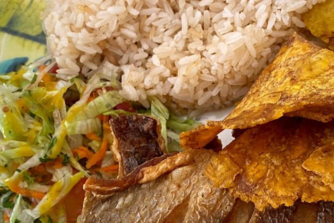 Cali: Salsa Class & City Tour with Lunch and Transport