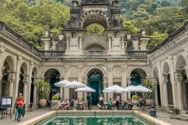 Rio de Janeiro: Private Guide and Car at Your Disposal