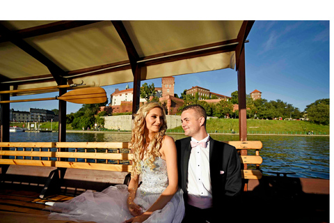 Krakow: Vistula Night Cruise by Gondola w/ Audio Commentary