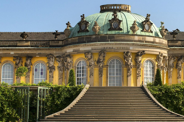 Berlin : Visite guidée privée de Potsdam - Visite privée en voiture