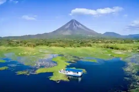 La Fortuna de San Carlos: Båttur på Arenalsjön
