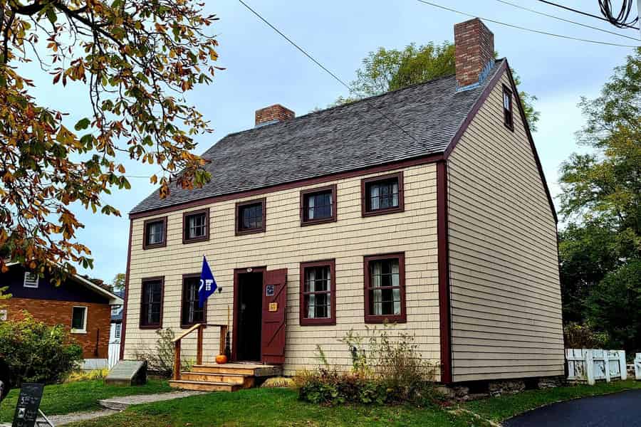 Sydney, NS: Städtetour & Landausflug zum Low-Point-Leuchtturm. Foto: GetYourGuide Sydney, NS: Städtetour & Landausflug zum Low-Point-Leuchtturm. Foto: GetYourGuide
