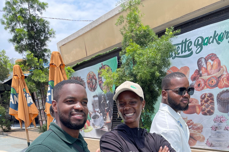 Esperienza locale notturna: cultura e caffè a KigaliEsperienza locale serale: cultura e caffè a Kigali