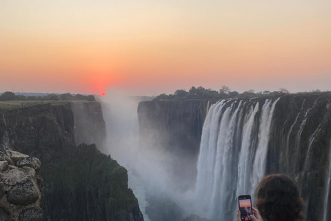 Victoria Falls: Zimbabwe and Zambia side Guided tour