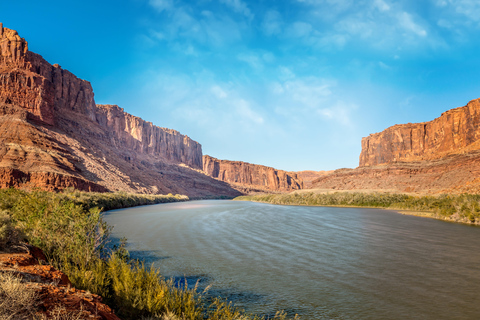 Moab: Fisher Towers Half-Day Rafting Trip