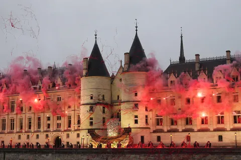 Paris: Conciergerie Ticket with Histopad