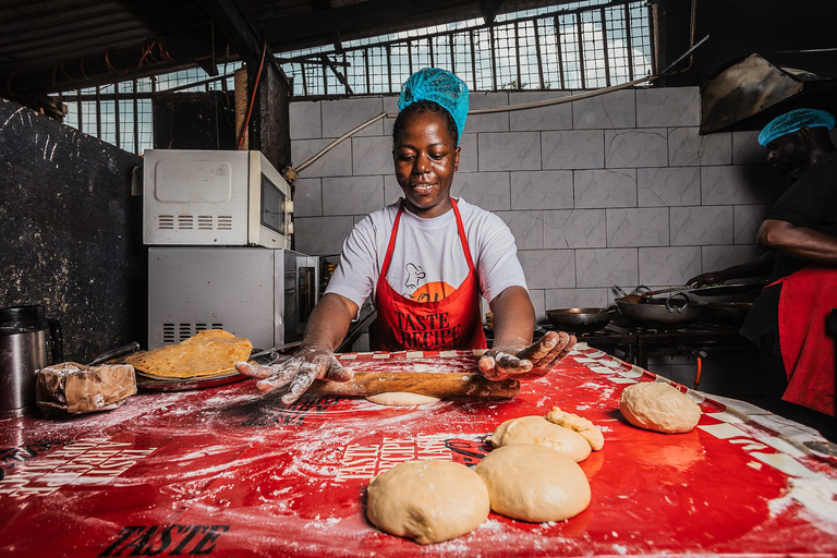 Kampala: Matoke Moments Food Tour with 12+ Tastings