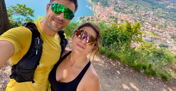 Garda: Guided Hike to Rocca di Garda with Monastery Visit