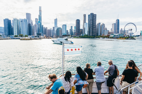 Chicago: Crociera architettonica sul lago e sul fiume di 1,5 oreChicago: crociera di 1 ora e 30 minuti sull&#039;architettura del lago e del fiume