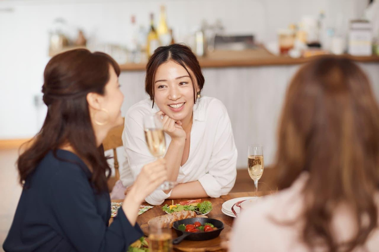 Baku Friendship Experience: Live Folk Show, Cuisine & Games