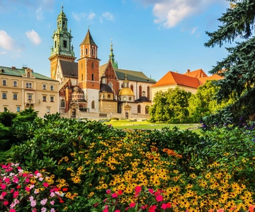 Skip-the-Line Wawel Castle Chambers Private Tour
