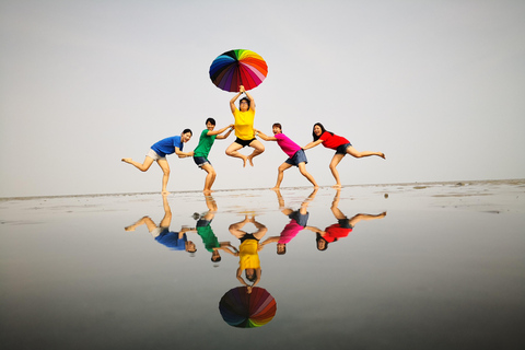 Magical Sky Mirror Experience in Kuala Selangor Join-In Tour with Transfer from Kuala Lumpur