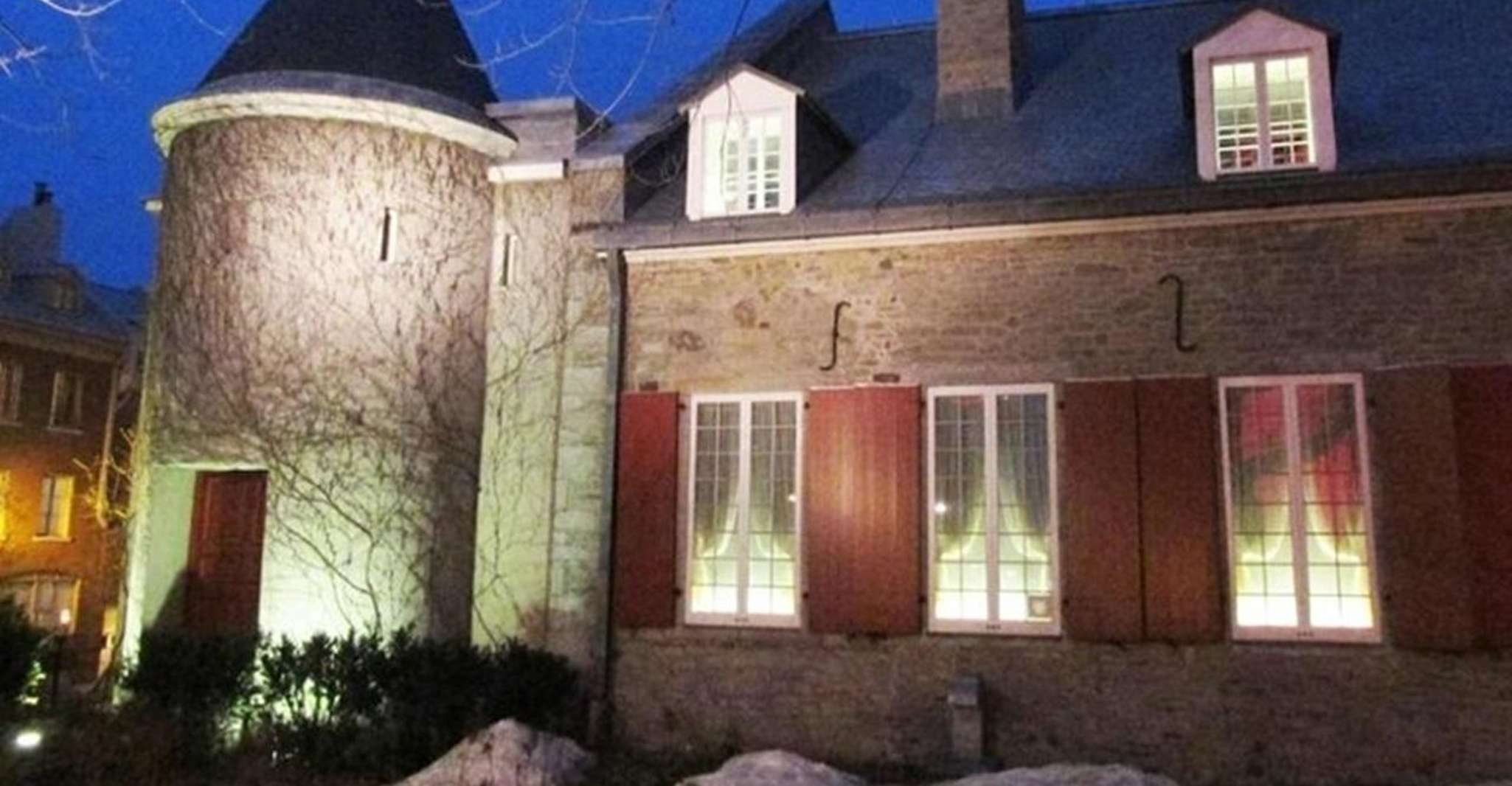 Haunted Old Montreal Ghost Walking Tour photo 5