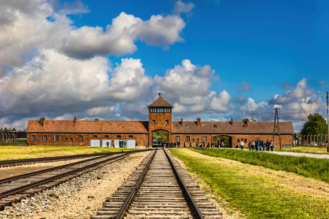 From Krakow: Auschwitz &amp; Birkenau Guided Tour with LunchBoxGuided Tour with Transportation from Meeting Point