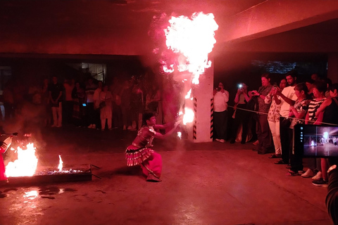 Kandy: Customizable Temples, Artisan Crafts & cultural Show Van