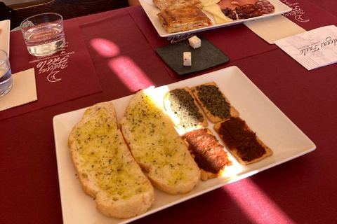 Alicante: Winery Tour with Wine Tasting and Snacks