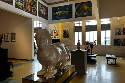 Compras no centro da cidade e galerias de arte/museu